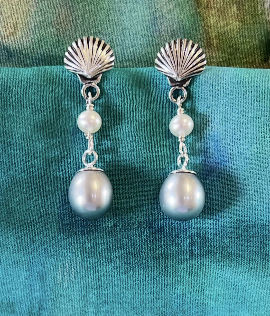Shell Tops with Pearls